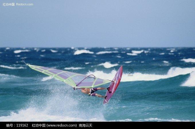 罗马诺:没有消息称滕哈赫失去转会控制权,他会和新高层共同决定